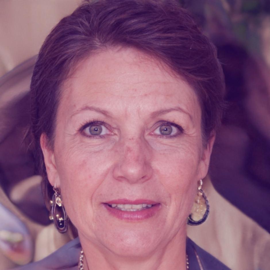 Portrait of Nkechi Osaghae, written communication facilitator